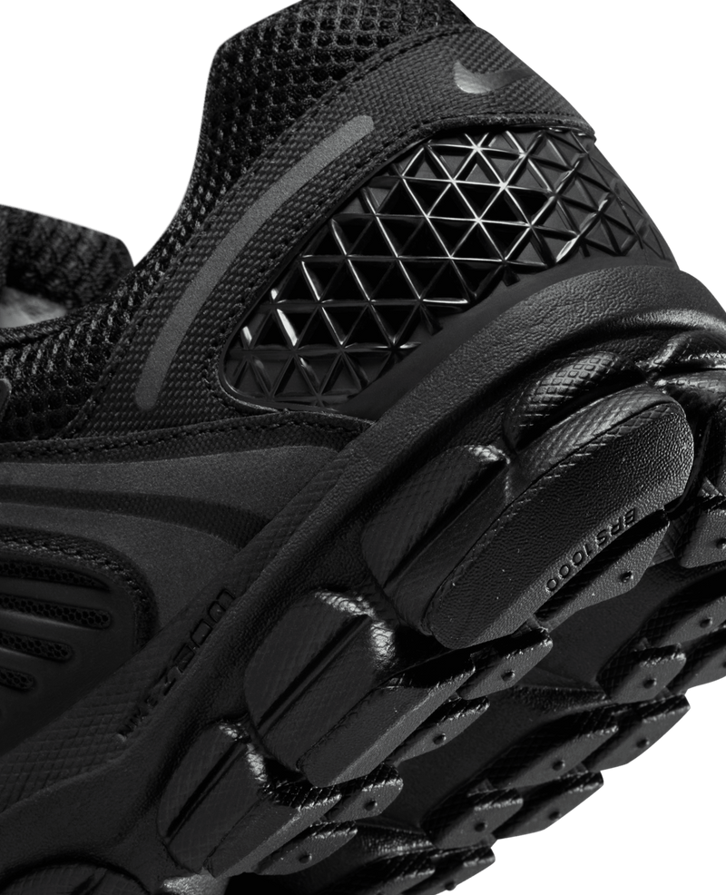 Nike Zoom Vomero 5 (Black/Black)