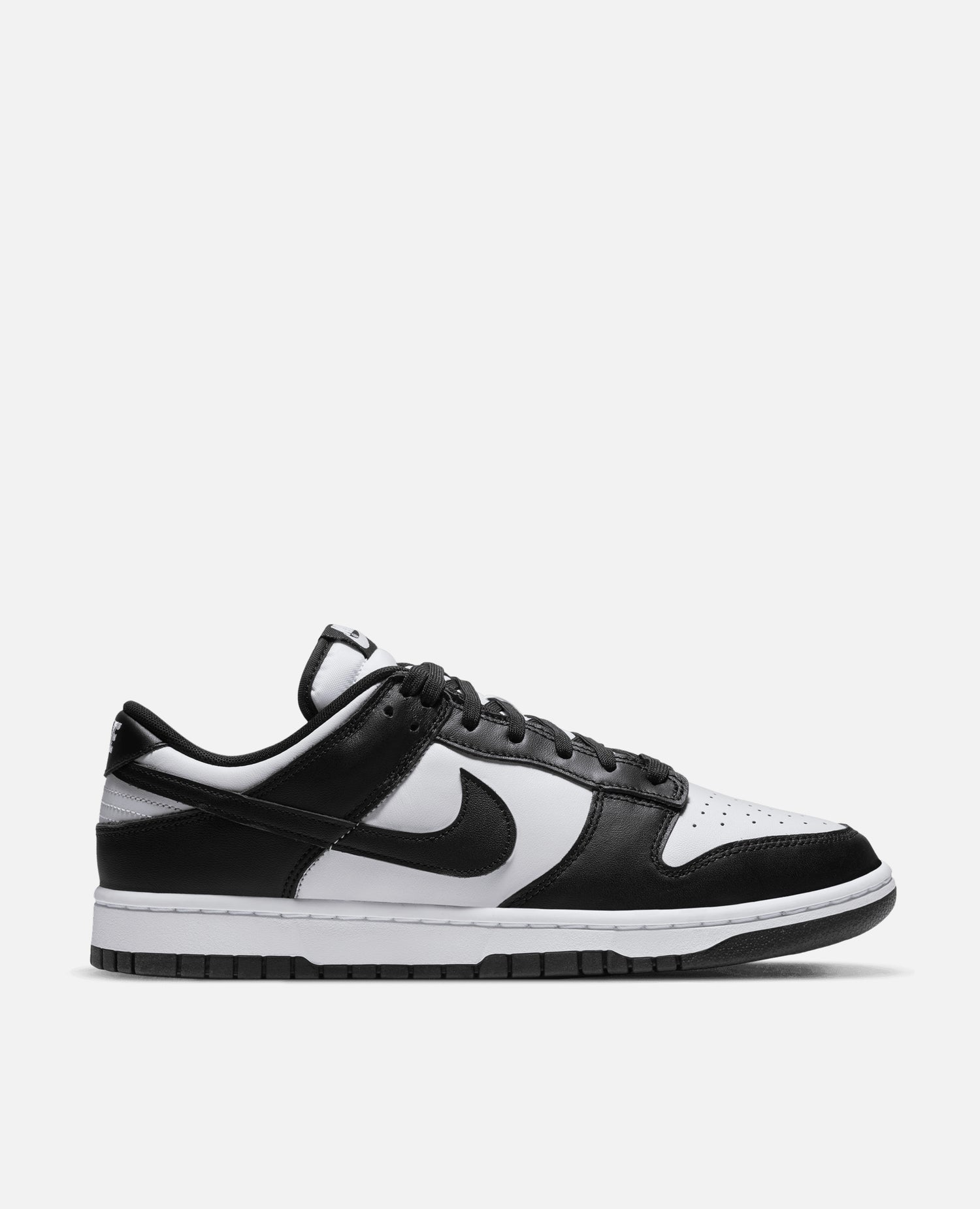 Nike Dunk Low Retro (White/Black-White)