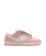 WMNS Nike Dunk Low LX