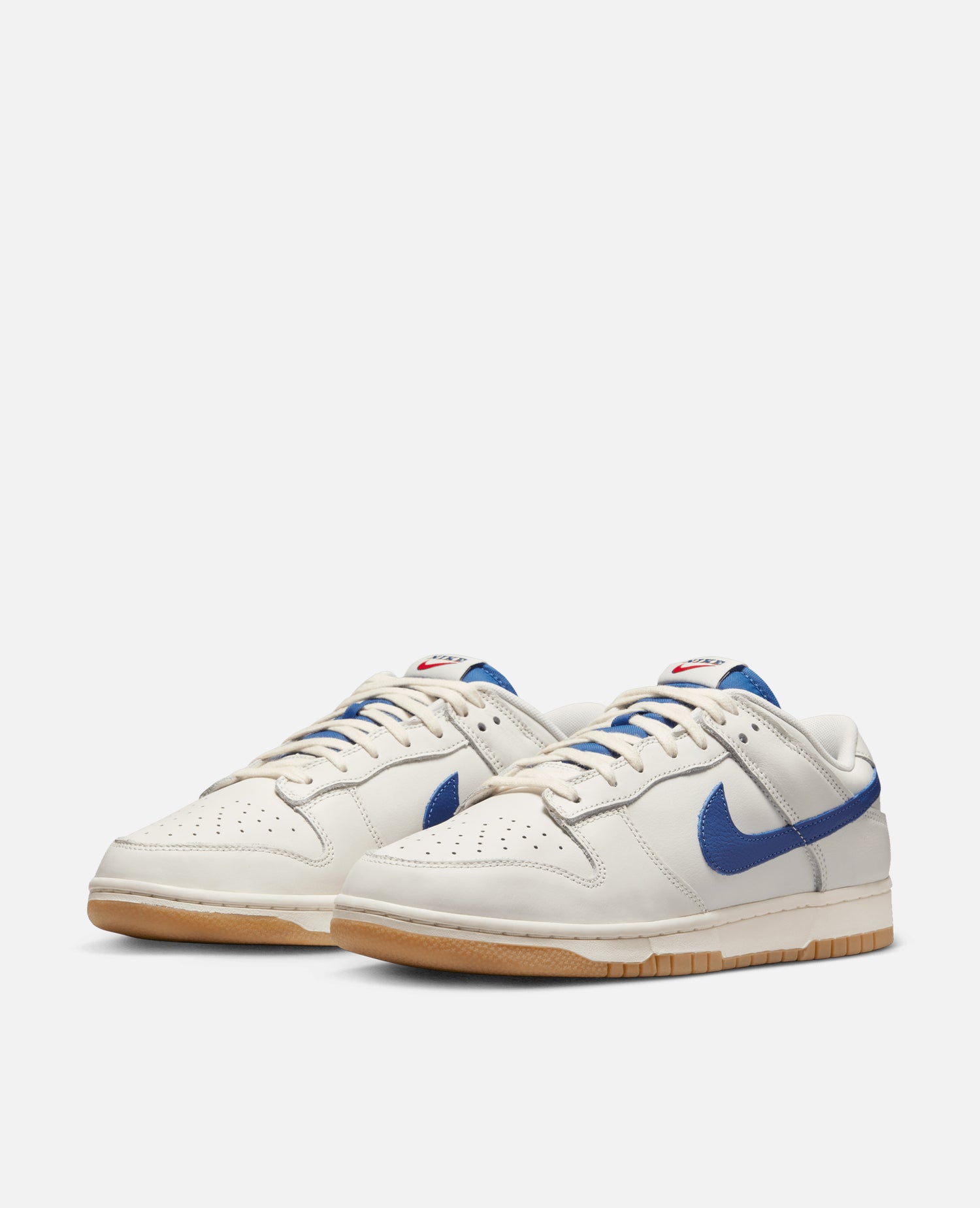 Nike WMNS Dunk Low SE (Sail/DK Marina Blue-DK Marina Blue)