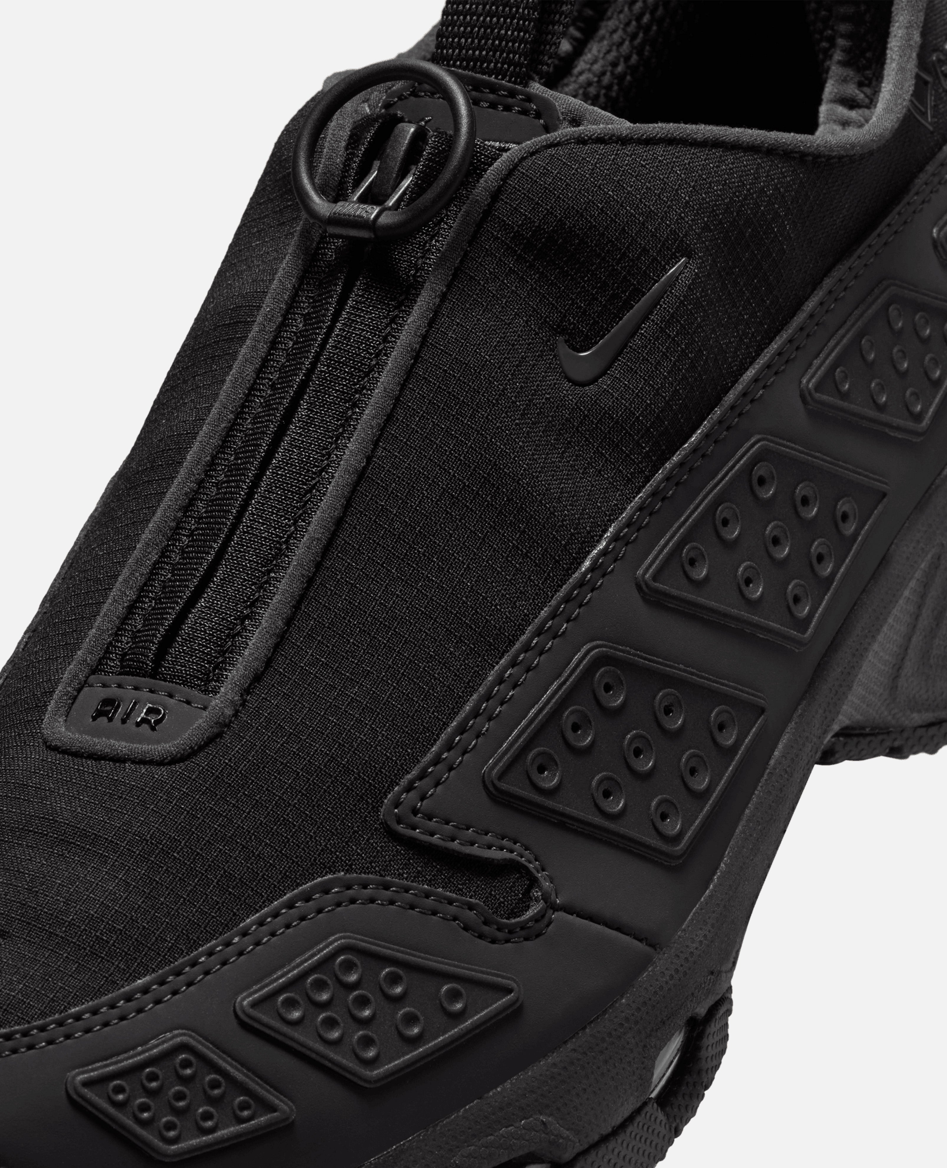 新品・タグ付き NIKE AIR MAX SNDR GTX BLACK 27cm Air Max SNDR GORE-TEX 'Black and Dark Smoke Grey' (FZ4238
