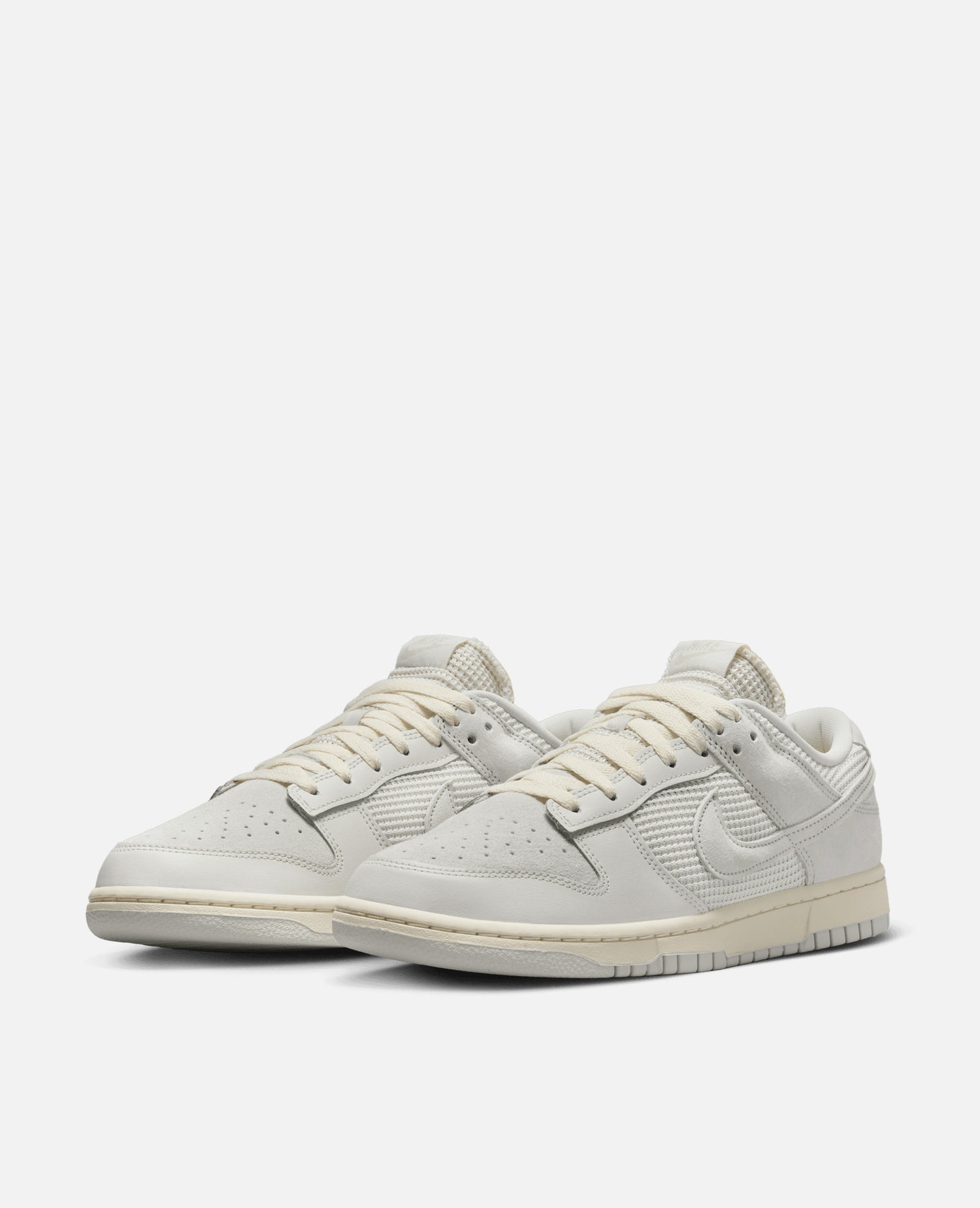 Nike Dunk (Phantom/Light Bone-Saill-Coconut Milk)