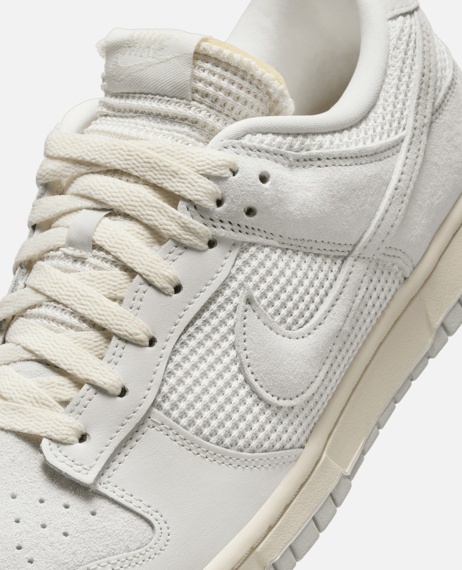 Nike Dunk (Phantom/Light Bone-Saill-Coconut Milk)