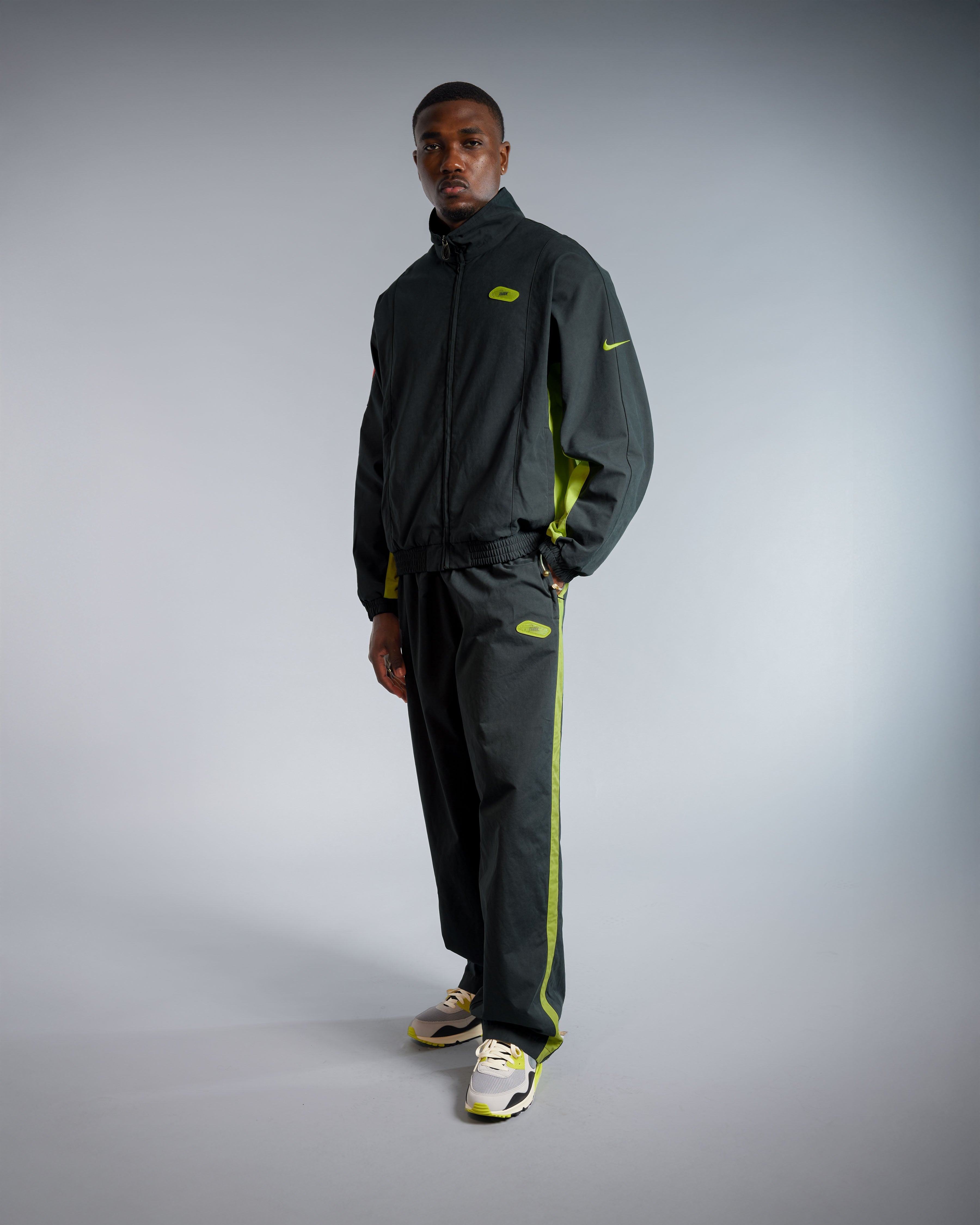 XL NIKE × PATTA TRACK JACKET Patta x Nike NRG Track Jacket (Black/Cyber) – Patta UK