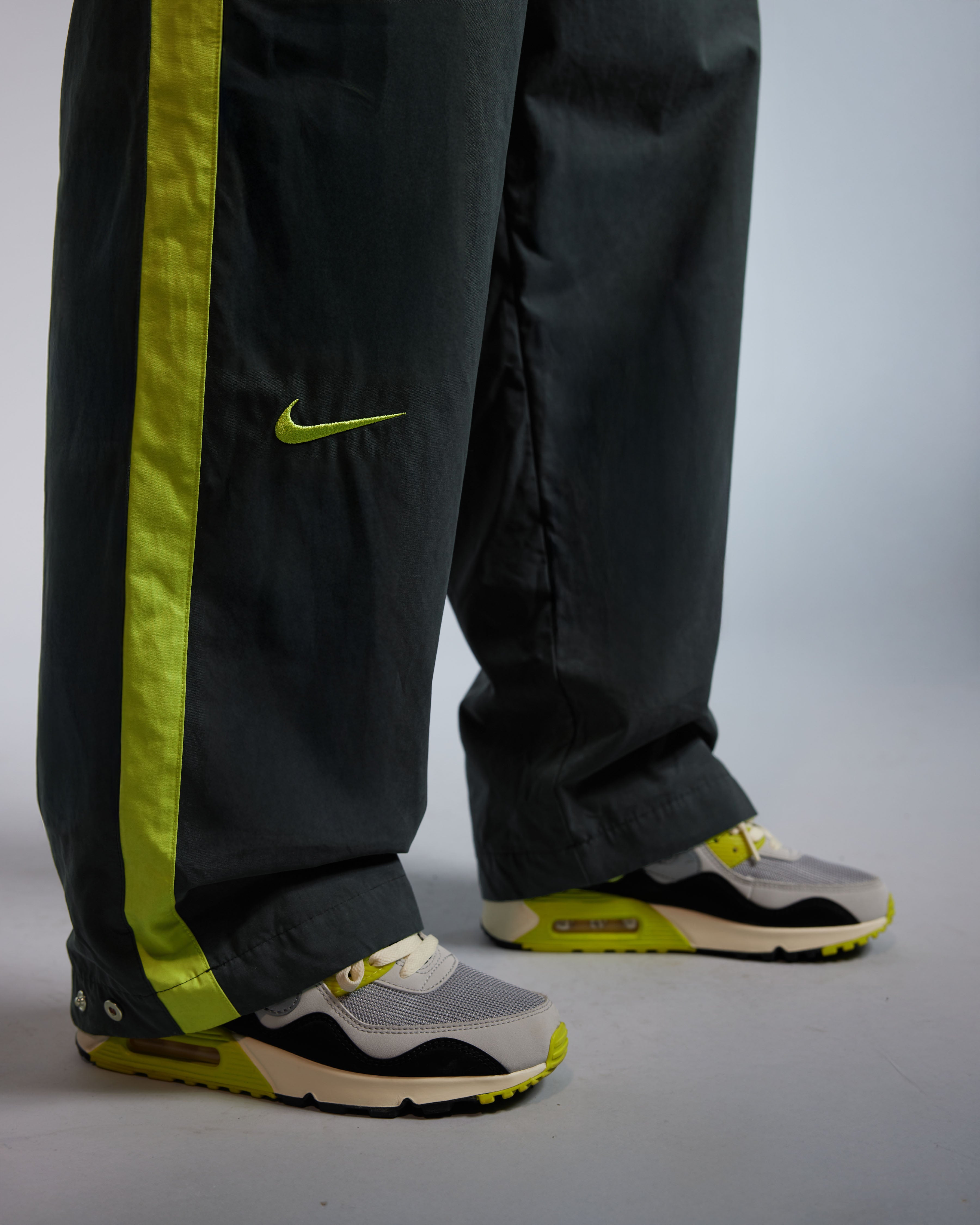 Patta x Nike NRG Track Pant (Black/Cyber) – Patta UK