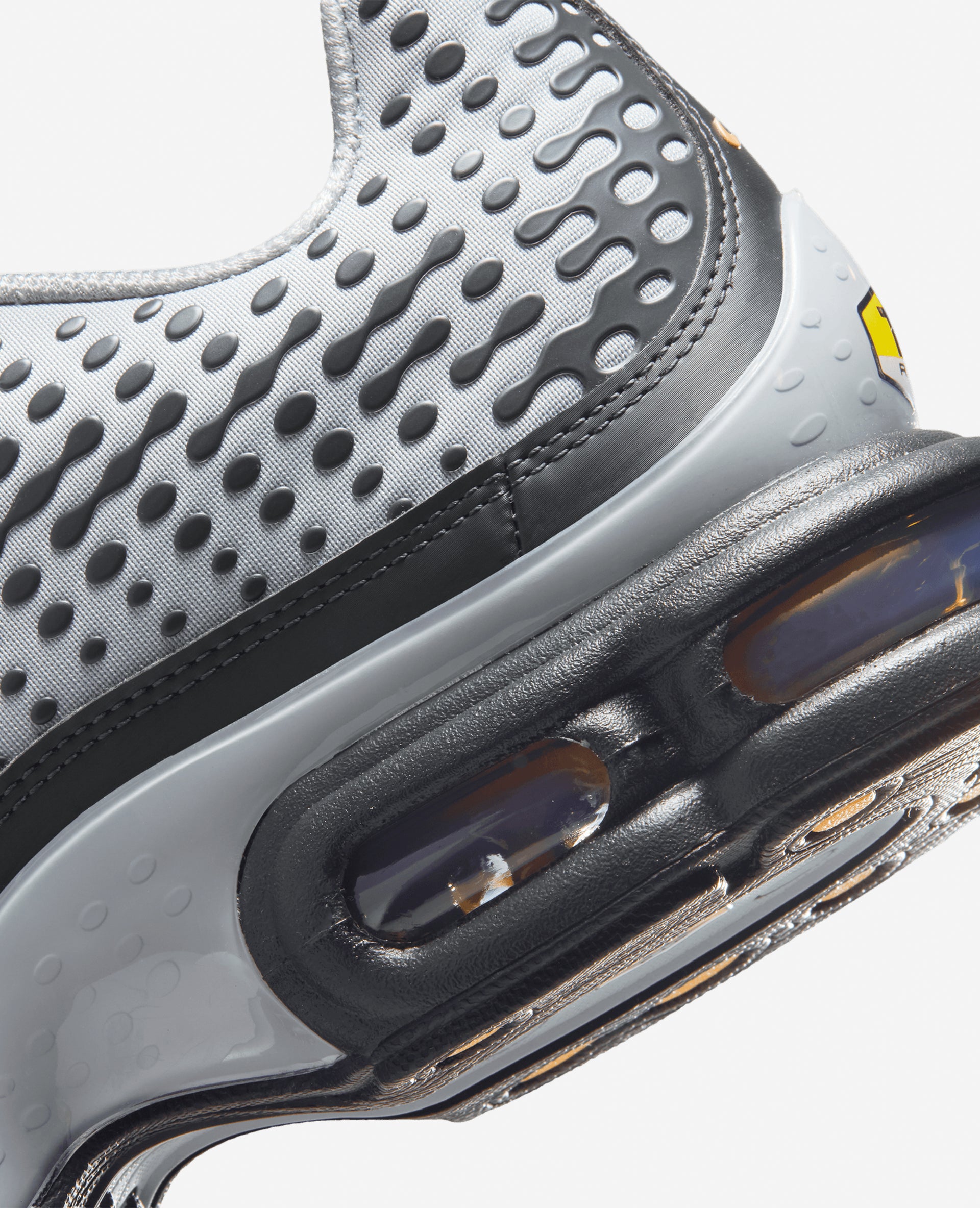 Nike Air Max Plus VII (Light Smoke Grey/Hot Curry-Dark Smoke Grey)