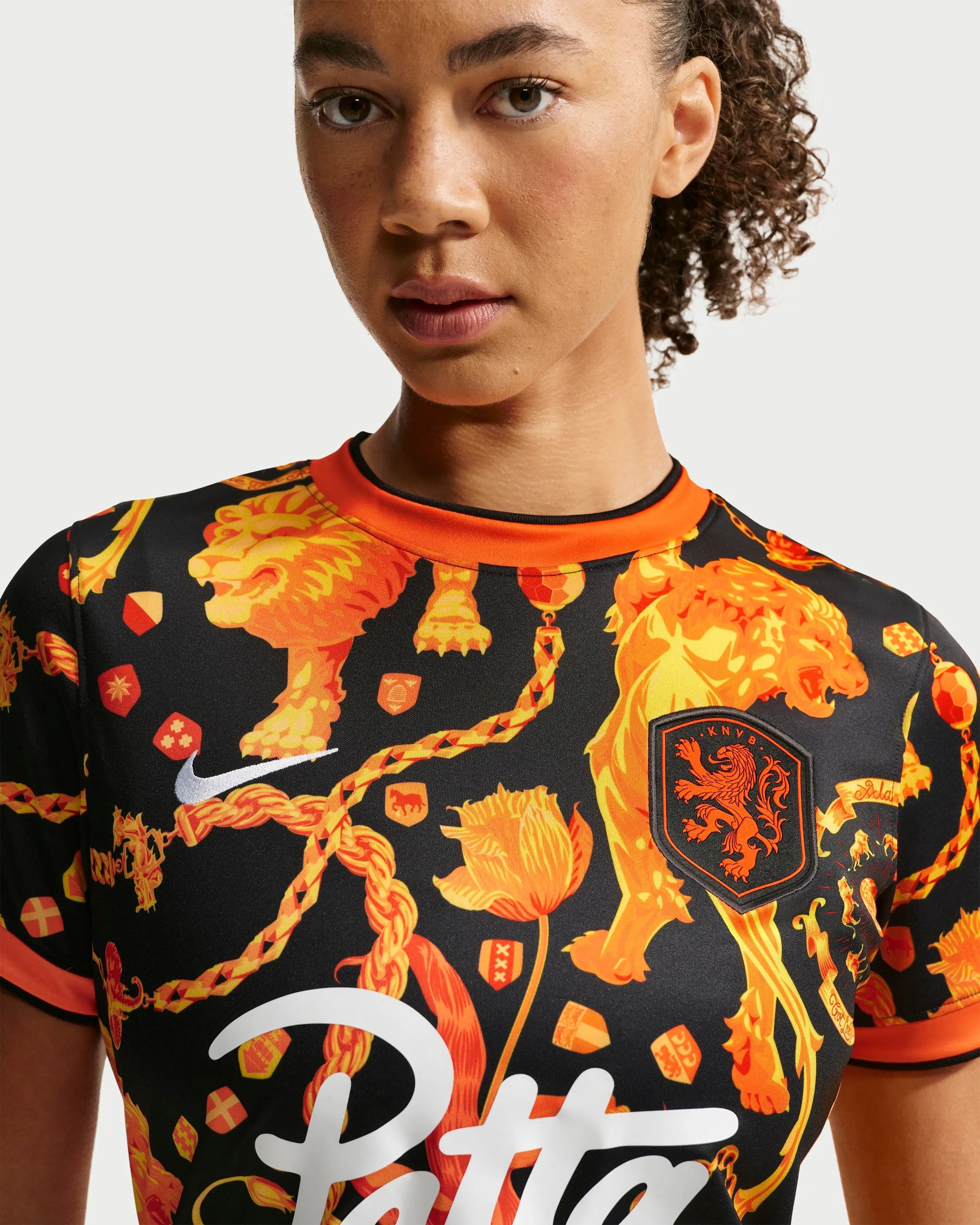 Patta x Nike KNVB Pre-Match Jersey XLサイズ Patta x Nike KNVB Pre-Match Jersey WMNS (Black/Orange) - Patta