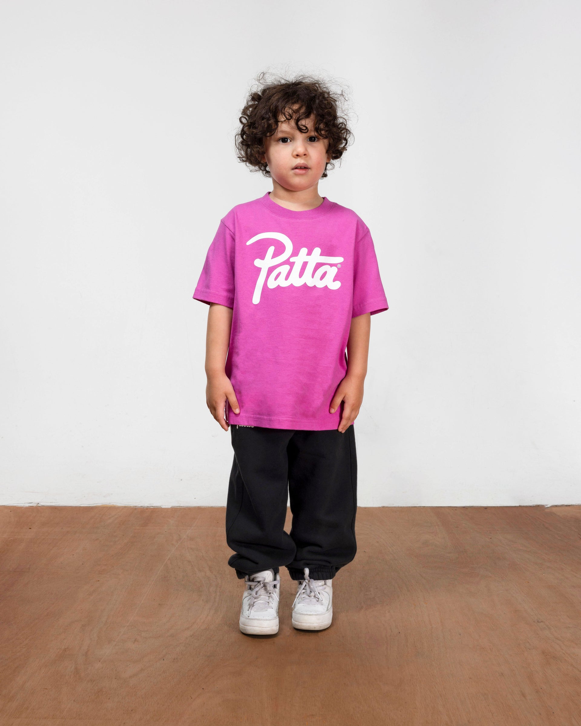 Patta Script Logo Kids T-Shirt (Fuchsia)