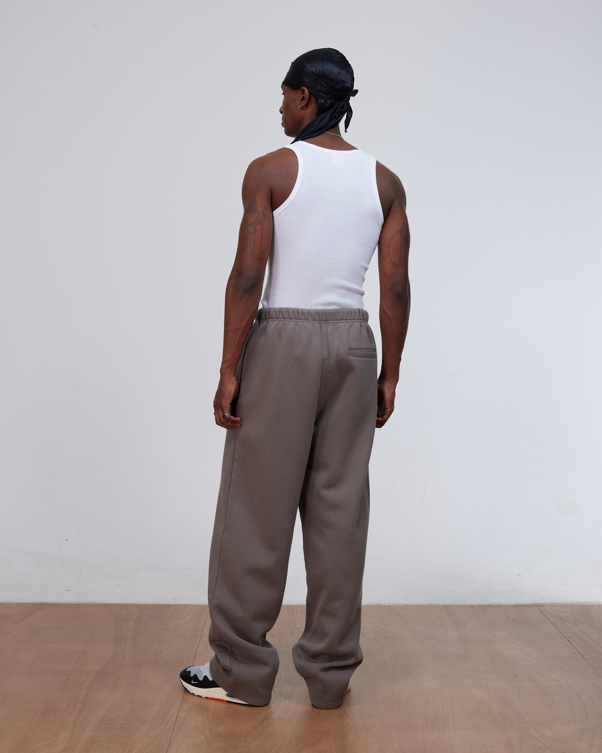 Patta Off Beat Straight Leg Jogging Pants (Brushed Nickel)