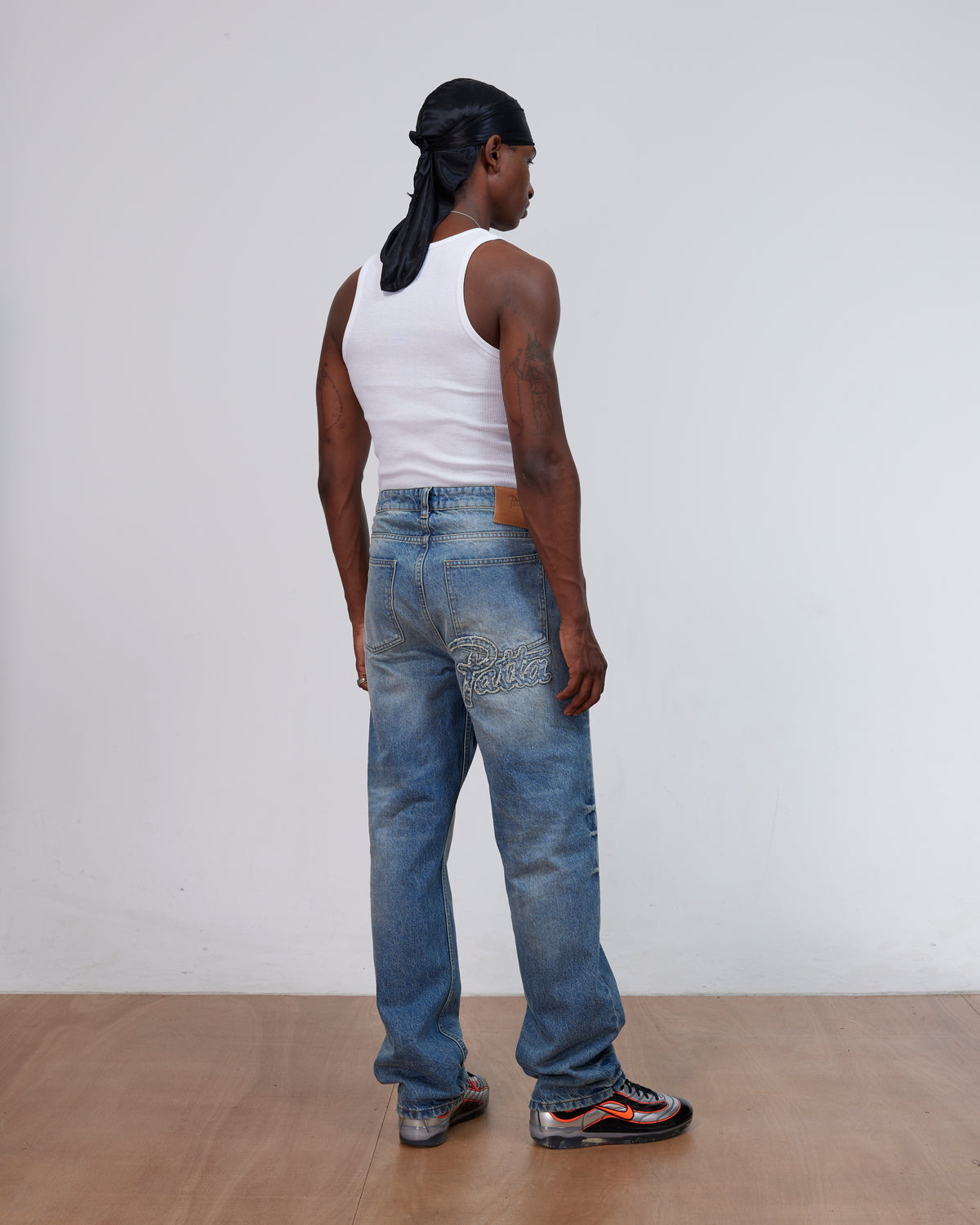 Patta Aqua Whiskers Straight Leg Denim Pants (Blue Denim )