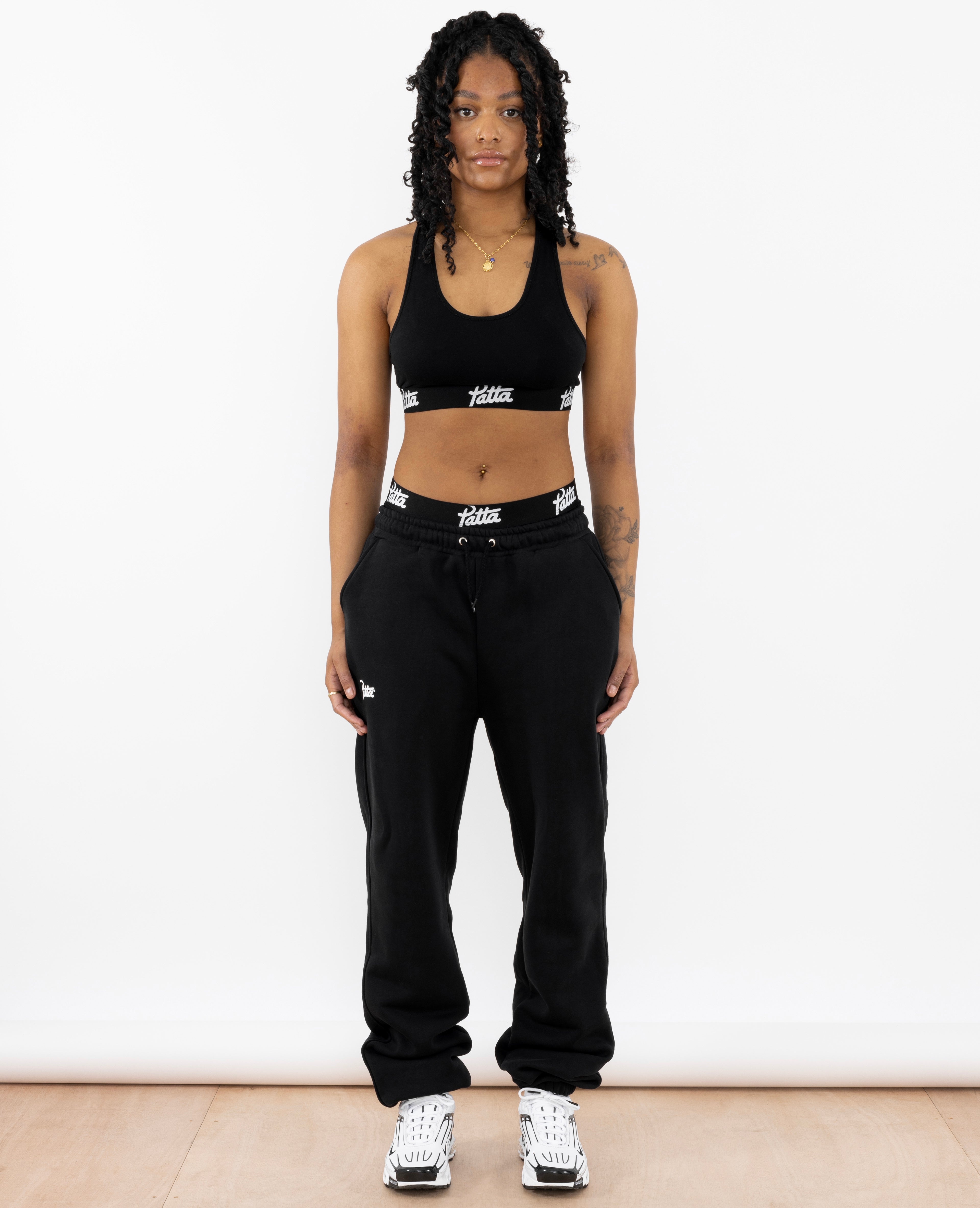 Black basic online joggers