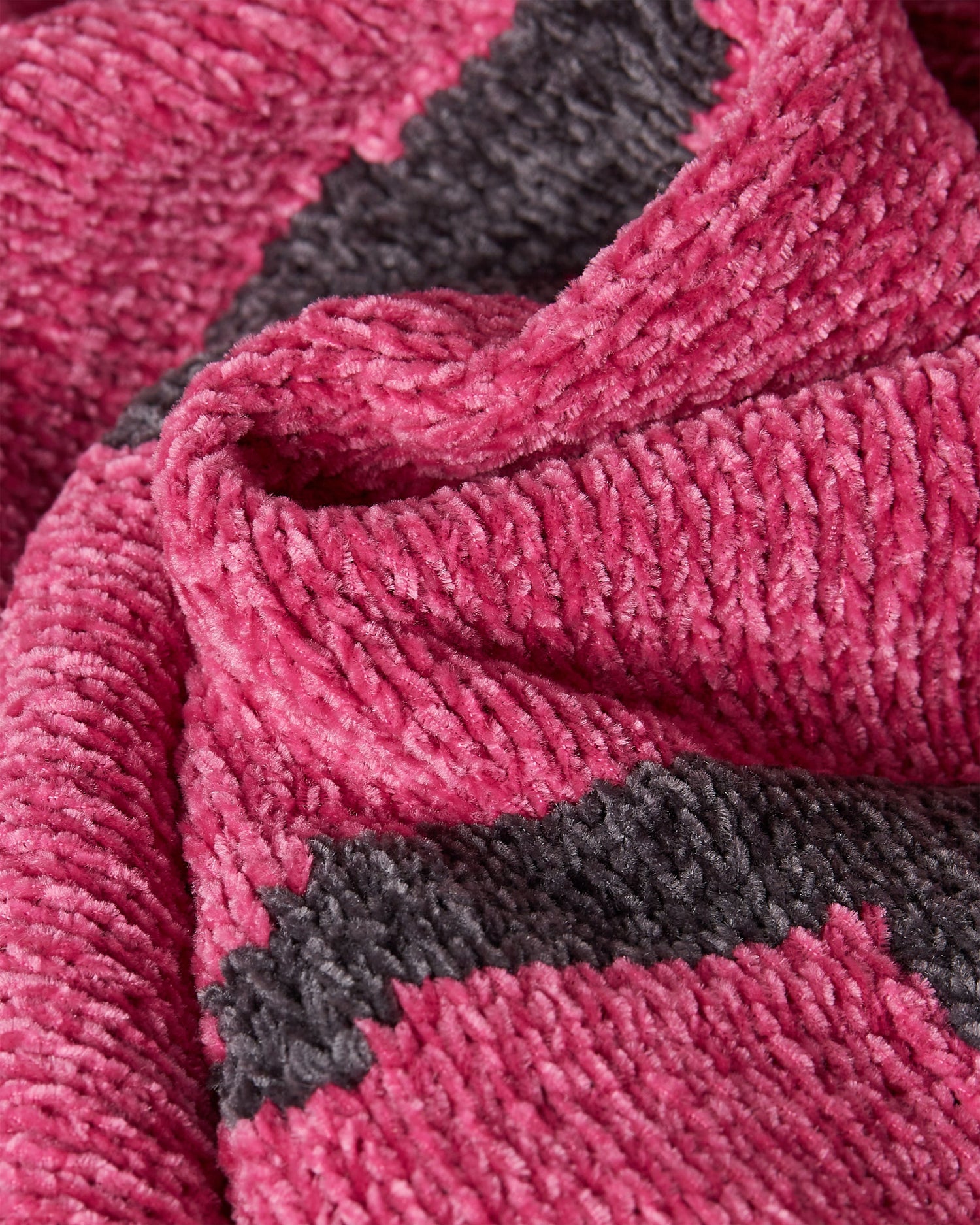 Patta Chenille Knitted Sweater (Fuchsia Red)